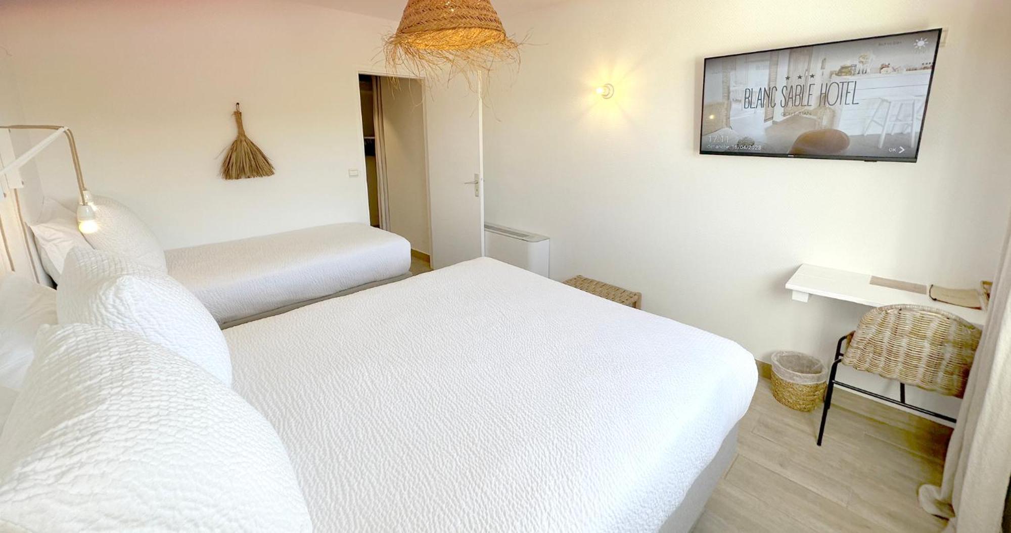 Blanc Sable Hotel Golfe-Juan Zewnętrze zdjęcie