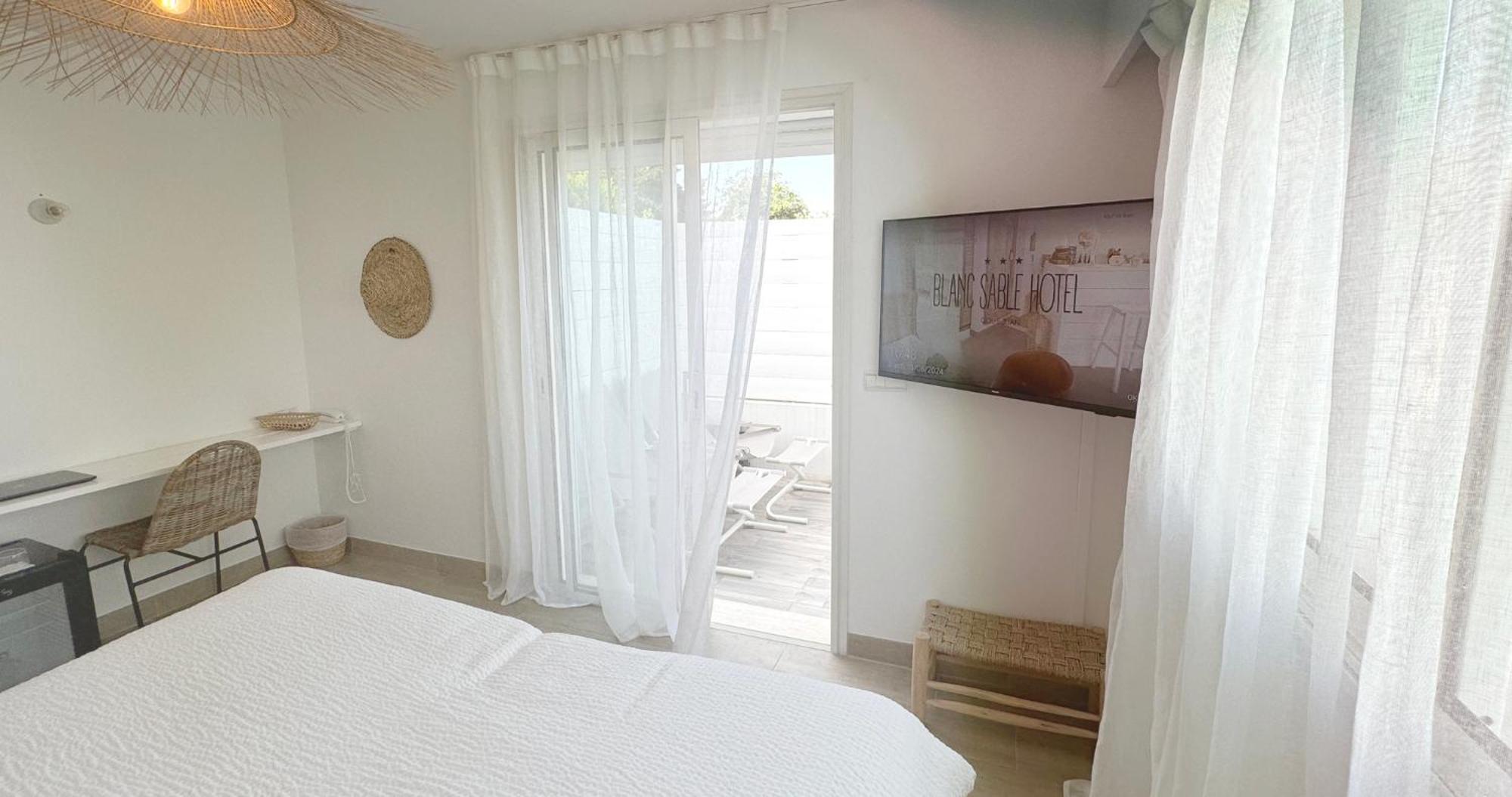 Blanc Sable Hotel Golfe-Juan Zewnętrze zdjęcie